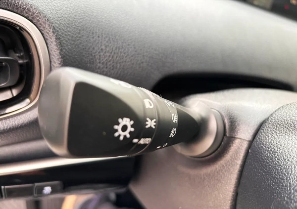 Toyota Prius cena 89900 przebieg: 6340, rok produkcji 2017 z Ząbki małe 326